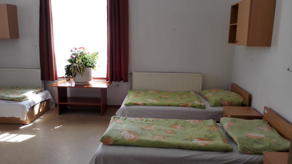 שיופוק Sio Hostel מראה חיצוני תמונה